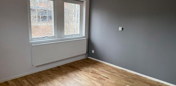 Domherrevägen, Sollentuna - Photo 2