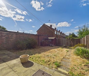 3 bedroom House in Albert Road, Bracknell - Photo 5