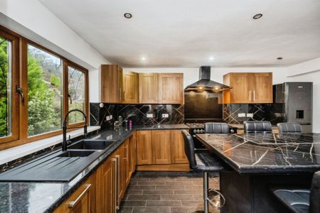 Heol Rhyd, Craig-Cefn-Parc, SWANSEA - Photo 3