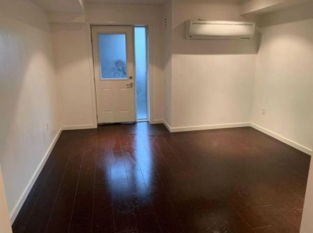 For Lease - 257 Roxton Road, Toronto, Ontario - Photo 5