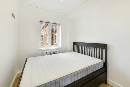 2 bedroom flat in 88 Brompton Road - Photo 5