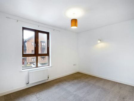 Flat to rent on - Photo 4