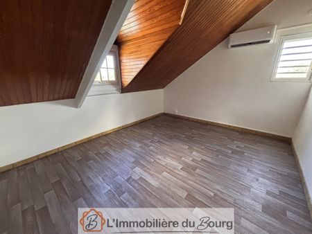 Location Maison 5 pièces 122m² STE ROSE 97115 - Photo 2