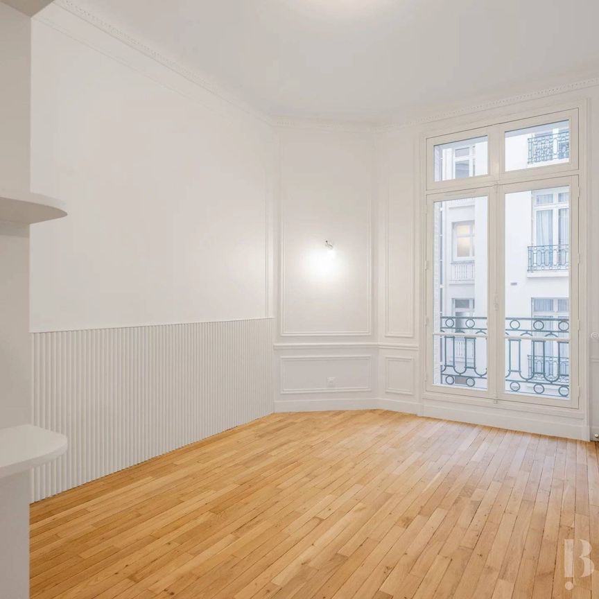 Rental Apartment Paris 8th Europe - Photo 1