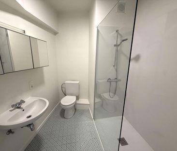 Charmante en recent gerenoveerde studio met slaaphoek en terras. - Foto 5