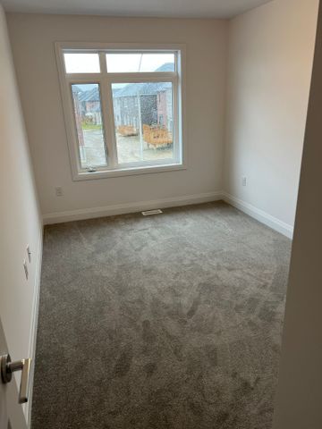 For Lease - 3 Ranch Terrace Unit# 2, Barrie, Ontario - Photo 4