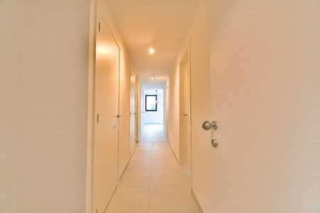 Nieuwbouwappartement met twee slaapkamers aan het kanaal van Oudenburg - Photo 2