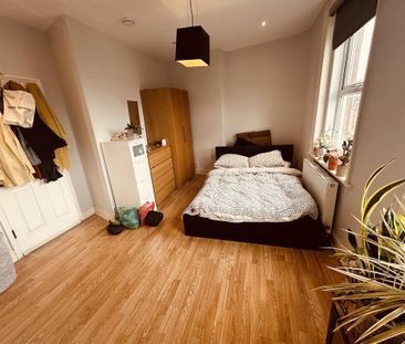 3 bedroom maisonette to rent - Photo 3