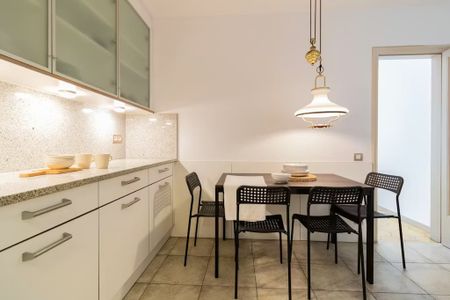 Carrer de Balmes, Barcelona, Catalonia - Photo 4