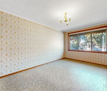 33 Bruce Street, Coburg VIC 3058 - Photo 3