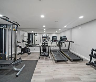 University Heights — 3 Bed 2 Bath - C3 - Photo 6