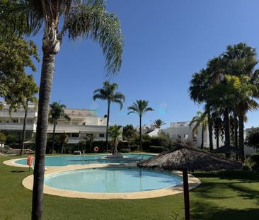 Penthouse for rent in Nueva Andalucia - Photo 2