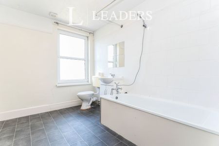 2 bedroom house to rent Coronado Road, Gosport, PO12 - Photo 5