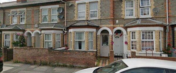 4 Bed Terraced House, Radstock Road, RG1 - Photo 1