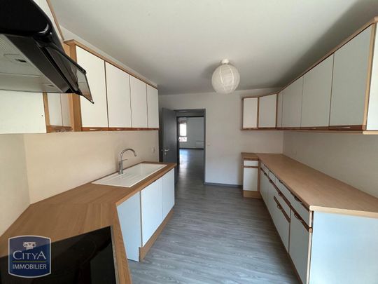 Location Appartement 4 pièces 112m² CHATEAUROUX 36000 - Photo 1