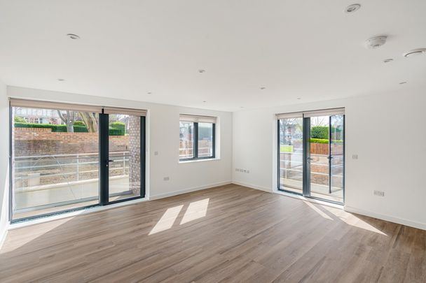 The Droveway - Photo 1