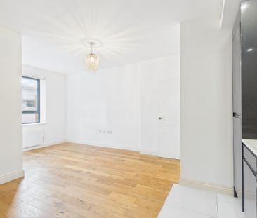 16 Elmfield Road, Bromley, BR1, London - Photo 6