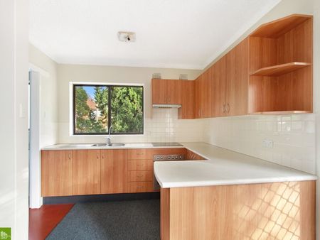 Centrally Located - Photo 4