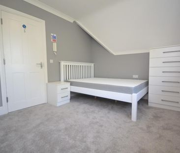 1 bedroom Flat To Let - Photo 4