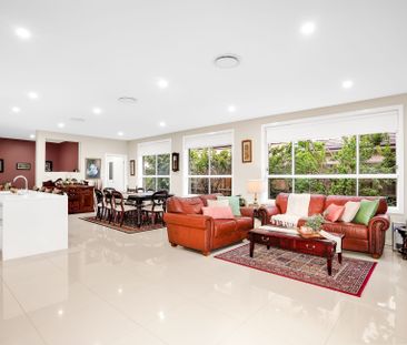 Premium Quality, Prime Location — a Standout Residence !! - Photo 1