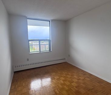 For Lease - 2400 Virginia Drive Unit# 510, Alta Vista and Area, Ont... - Photo 3