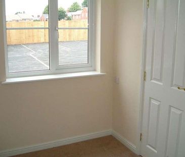 Bellhouse Road, Sheffield, S5 - Photo 2