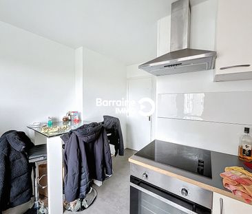 Location appartement à Brest, 2 pièces 42.3m² - Photo 2