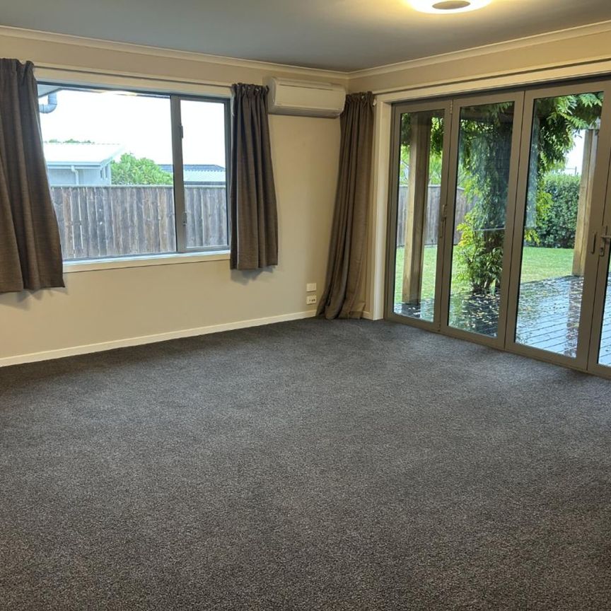 Four bedroom family home in sought after location - Photo 1