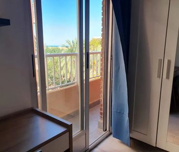 Carrer de la Reina, Valencia, Valencian Community 46011 - Photo 1