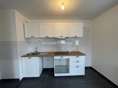 APPARTEMENT T2 BIS SORGUES - TERRASSE - PARKING, - Photo 4