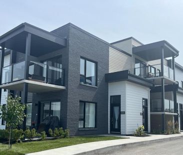 Grand 4½ +bureau, Internet, Domaine sur-le-Vert, St-Hyacinthe, 1 se... - Photo 2