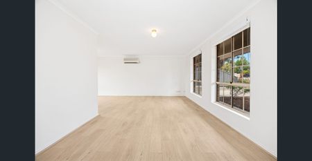 Find balance: where beachside ease meets modern comfort - Photo 5