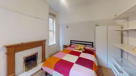 7 bedroom semi-detached house to rent - Photo 4