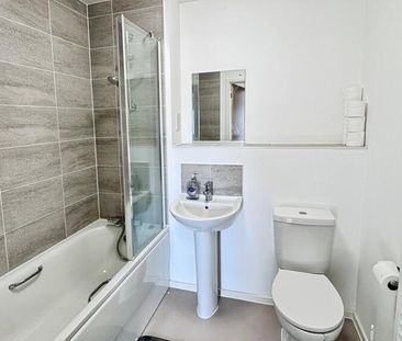 2 bedroom apartment to rent - Photo 6