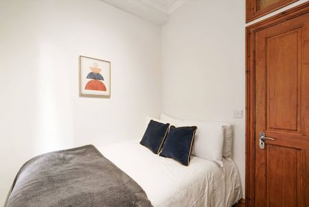 Room 4, Carlton Mansions, Randolph Avenue, W9 - Photo 3