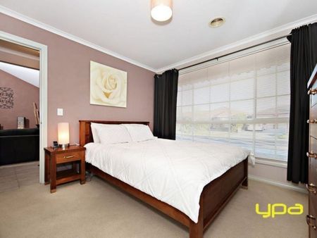 22 Contursi Drive, SYDENHAM - Photo 4