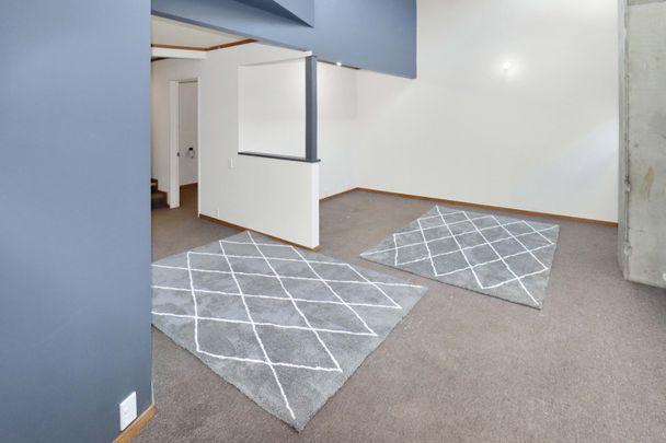 3-Bedroom Apartment in the Heart of Te Aro - Photo 1