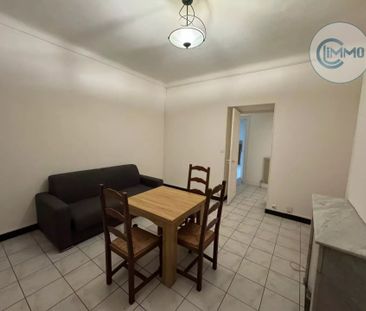 Location Appartement 1 pièce 37m² NICE 06000 - Photo 2