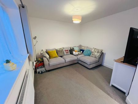 Richington Way, Seaford - Photo 2