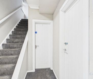 1 bedroom house of multiple occupation to rent - Photo 6