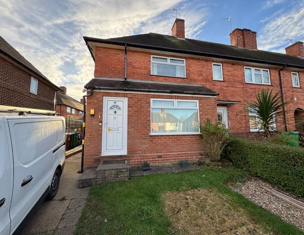 3 bedroom semi-detached house to rent - Photo 1