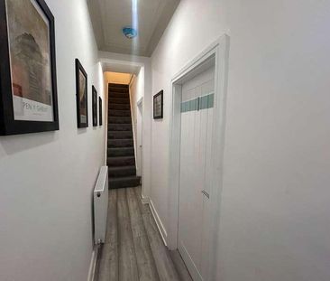 Broughton Avenue, DN5 - Photo 1