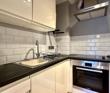 1 bedroom apartment to rent - Photo 2