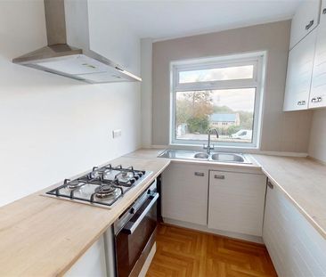 3 bedroom semi-detached house to rent - Photo 6