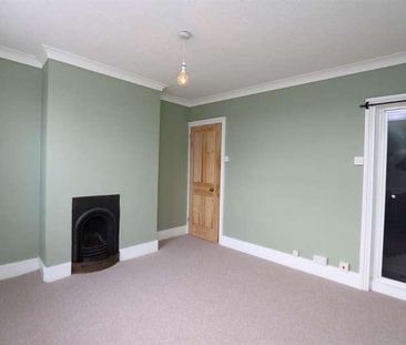 Church Road, Oare, Faversham, ME13 - Photo 4