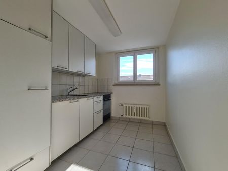 "Helle 1-Zimmerwohnung mit Balkon" - Photo 2