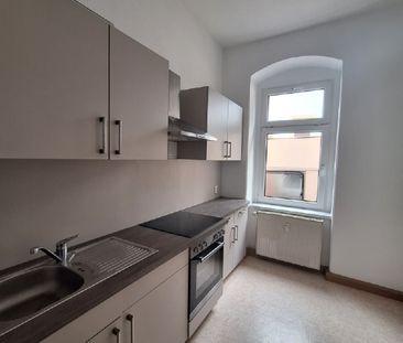 Schöne Wohnung mit EBK! - Foto 1