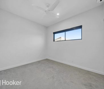 Large 3x2x2 with garden shed - Photo 4