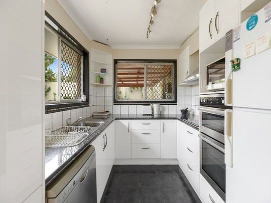 29 Friend Street – Room a - Photo 1