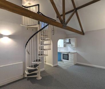 2 bedroom flat to rent - Photo 3